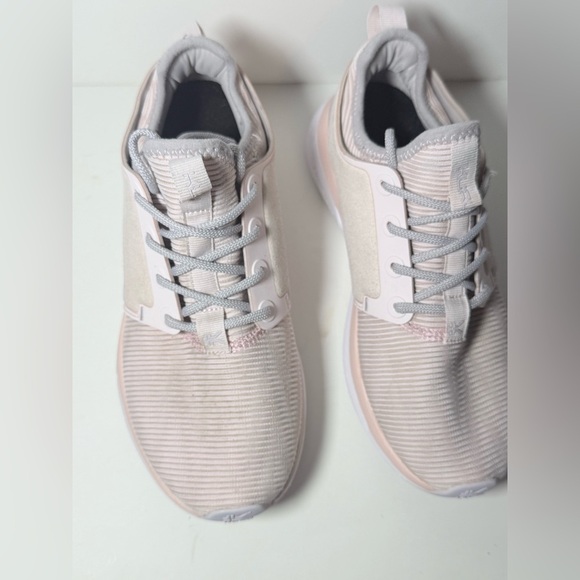 Kuru Fuse the high-performance power of the women's ATOM with your next workout - Picture 4 of 9